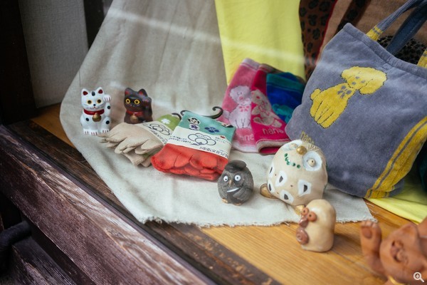 ISO100、35mm、f/4、1/125s