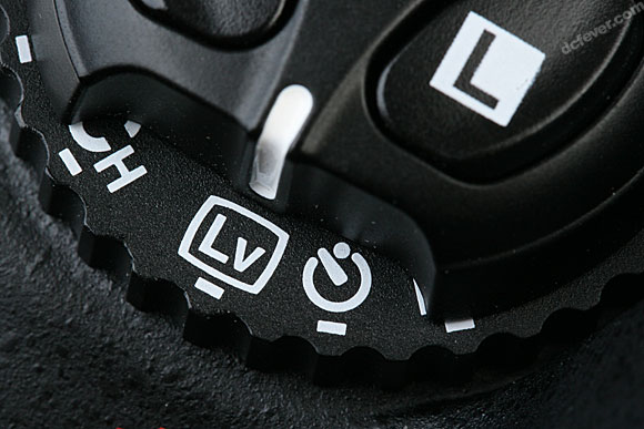Nikon D3: Live View 模式可在過片模式轉盤中找到